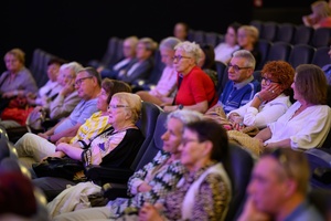 40. TNF: Epilog (13.06.26) - W sali kinowej widzowie wsłuchani w opowieści o powstawaniu filmu "Sny pełne dymu"